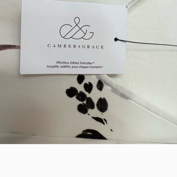 Beautiful Camber and Grace Blouse - Picture 8 of 8